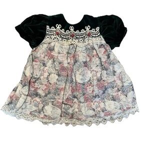 Peaches ‘n Cream Green crushed velvet & floral patterned baby girl’s dress, 12m‎